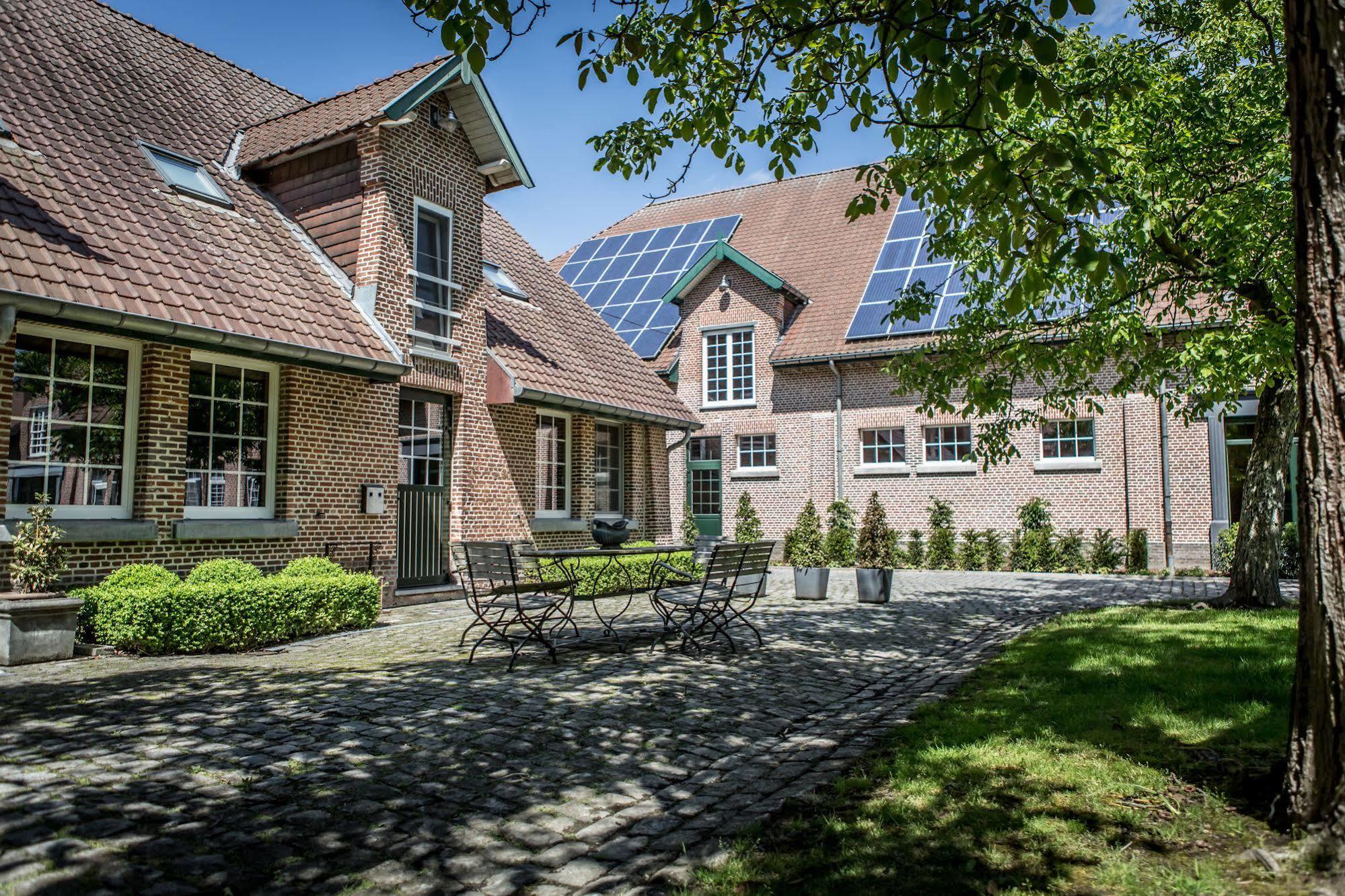 Hotel B - Boskapelhoeve Buggenhout Exterior foto