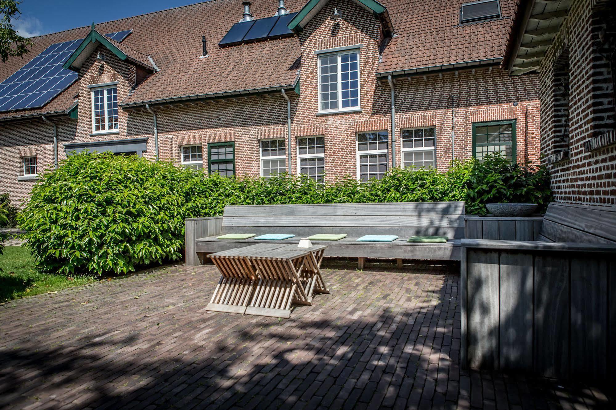 Hotel B - Boskapelhoeve Buggenhout Exterior foto